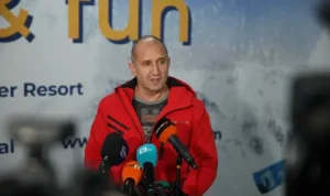 Румен Радев, Нотариуса