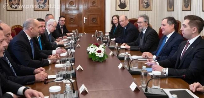 Радев разговаря с министъра на националната икономика на Унгария