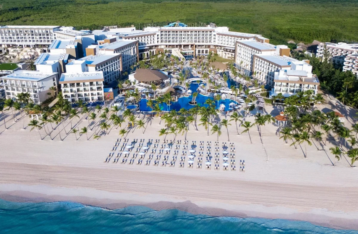 Hyatt продава имотите на Playa за 2 млрд. долара в сделка с Tortuga Resorts