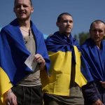 115 военнопленници