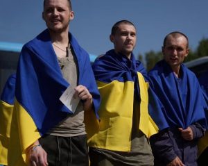 115 военнопленници