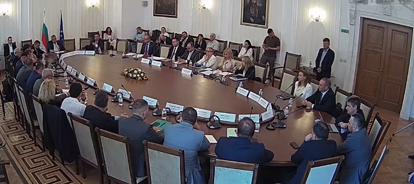 Икономическа парламентарна комисия прие на първо четене проектозакона за държавния бюджет
