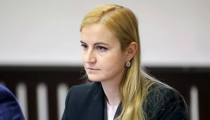 С финансиране „час – програма“ БНТ не може да се справи, предупреди член на СЕМ по повод въпрос за реклами на хазарт