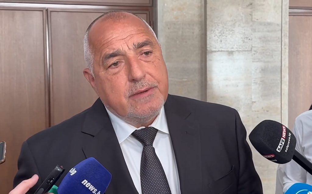 Борисов се обърка покрай изборния скандал, не знае кой е прав
