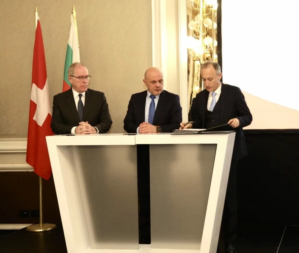 Швейцария, Томислав Дончев, Красимир Вълчев