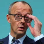 Мерц насочва нов дълг за милиарди евро за помощи и данъчни облекчения, твърдят експерти