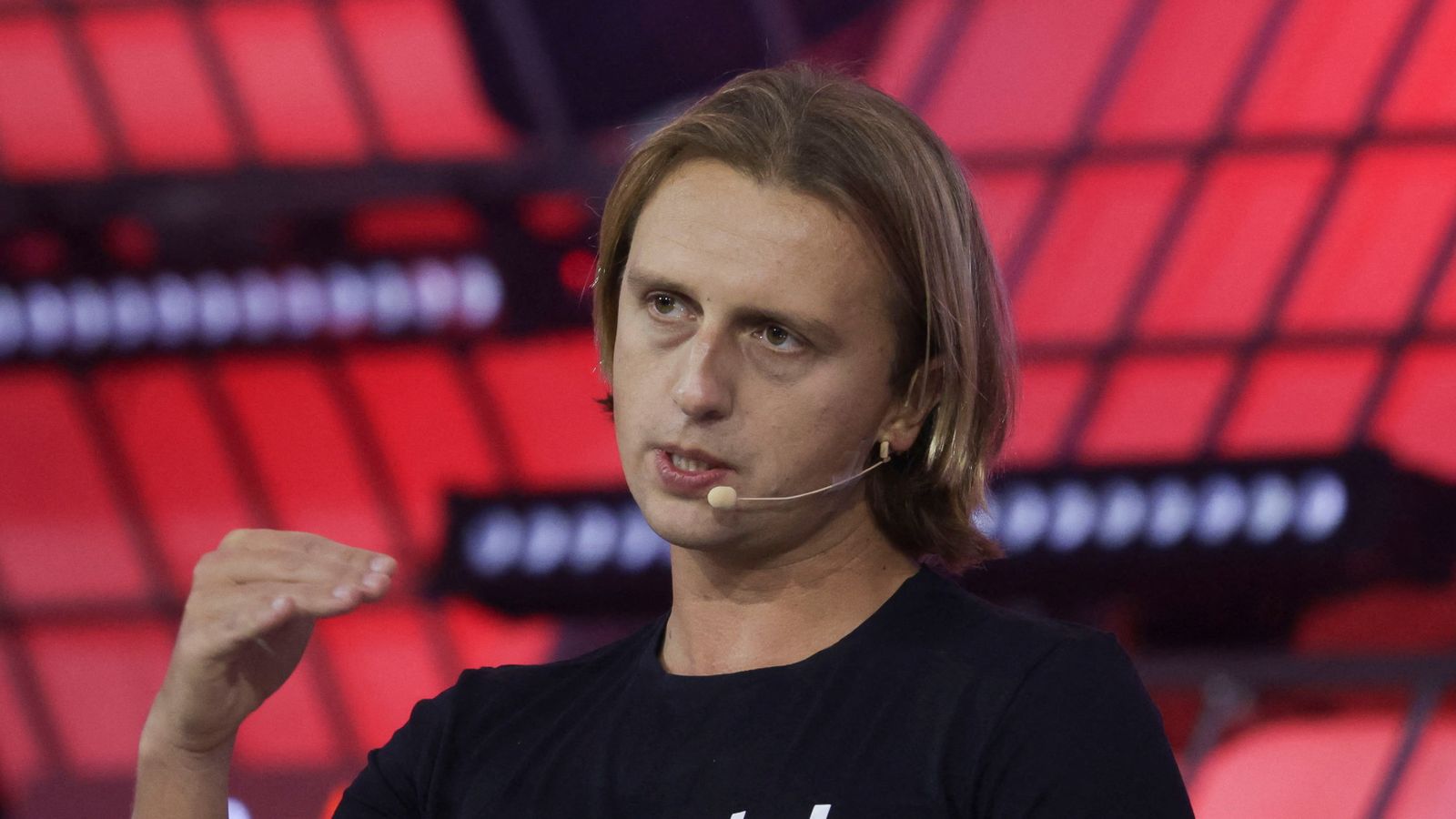 Шефът на Revolut Ник Сторонски се е прицелил в короната на JPMorgan в САЩ