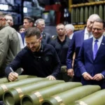 Зеленски ще обсъди с Тръмп паузата в американските оръжейни доставки за Украйна