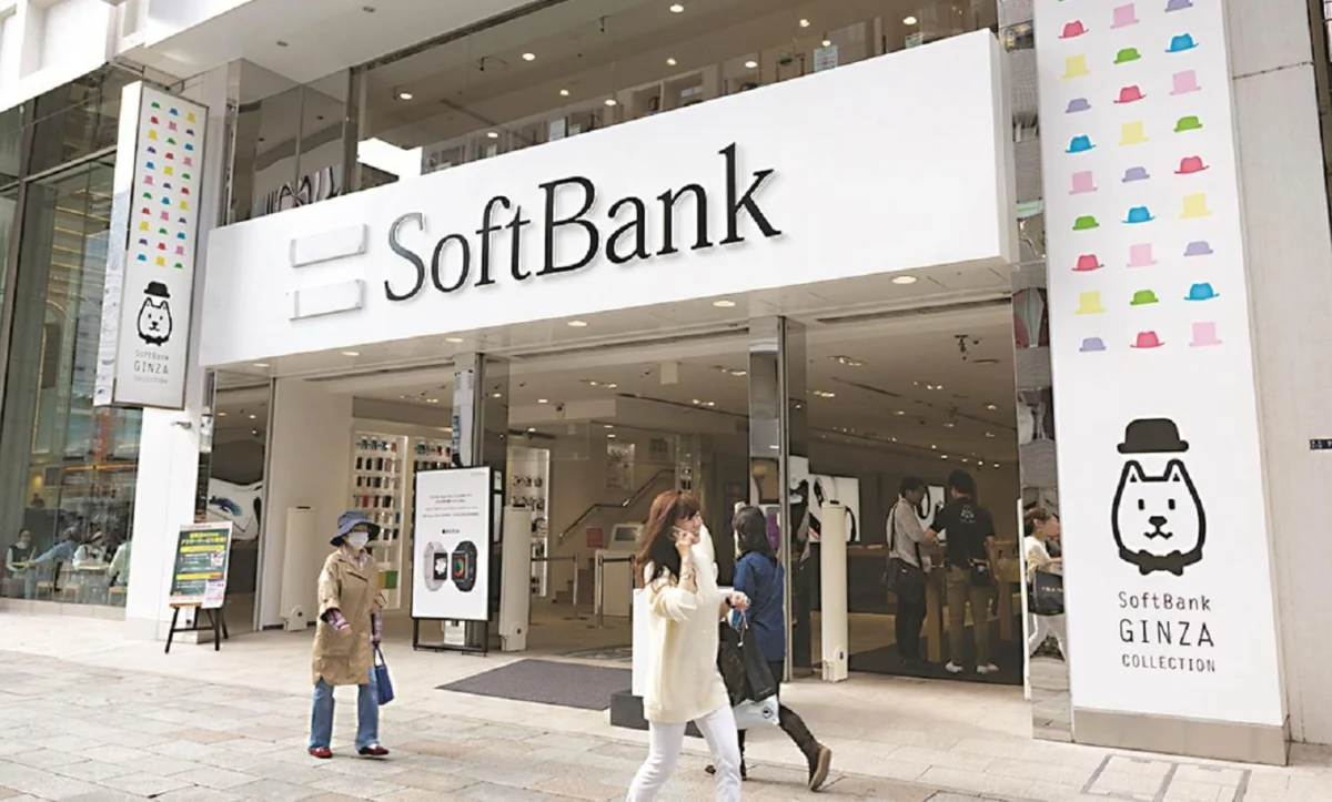 SoftBank инвестира 3 млрд. долара във фабрика за оборудване на OpenAI