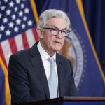 Пауъл предупреди за стагфлация и свали американските борсови индекси