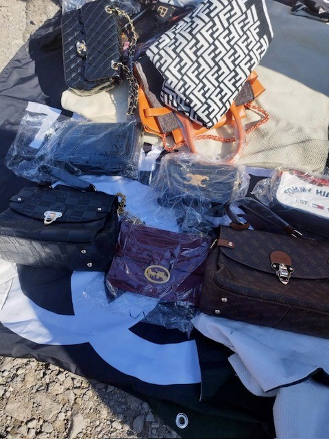 стоки менте