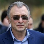 Руски олигарх и политик е запазил дела си в SpaceX в продължение на 4 години на санкции