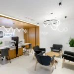 Обичайният клиент със спестявания: мъж на 55-65 г., от голям град, с два депозита по 30 хил. лв.