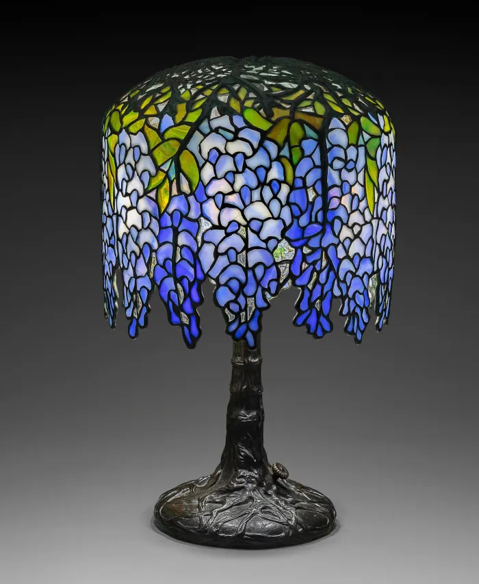 Настолна лампа на Tiffany Studios с оценка до 500 000 долара излиза на търг в Далас 1 Настолна лампа на Tiffany Studios с оценка до 500 000 долара излиза на търг в Далас