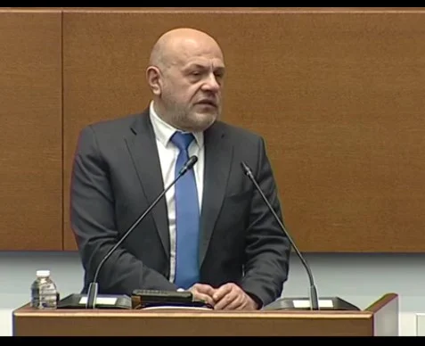 Няма заделени инвестиционни разходи за купуване на нови устройства за изборите, призна Томислав Дончев