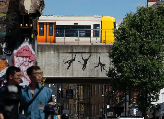 Banksy създава трето произведение с животни в рамките на три дни