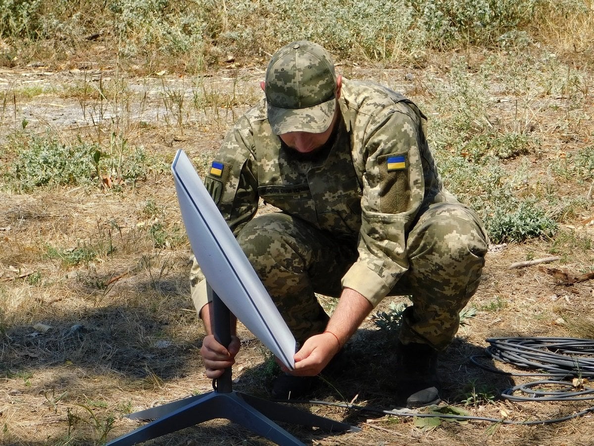 Правителството на САЩ е отговорно за ограниченията на Starshield в Украйна, не Space
