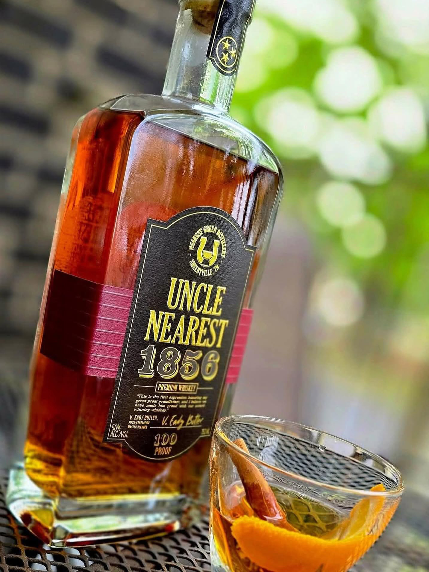 Американското Uncle Nearest Whiskey е пред продажба след дългове за над 100 млн. долара