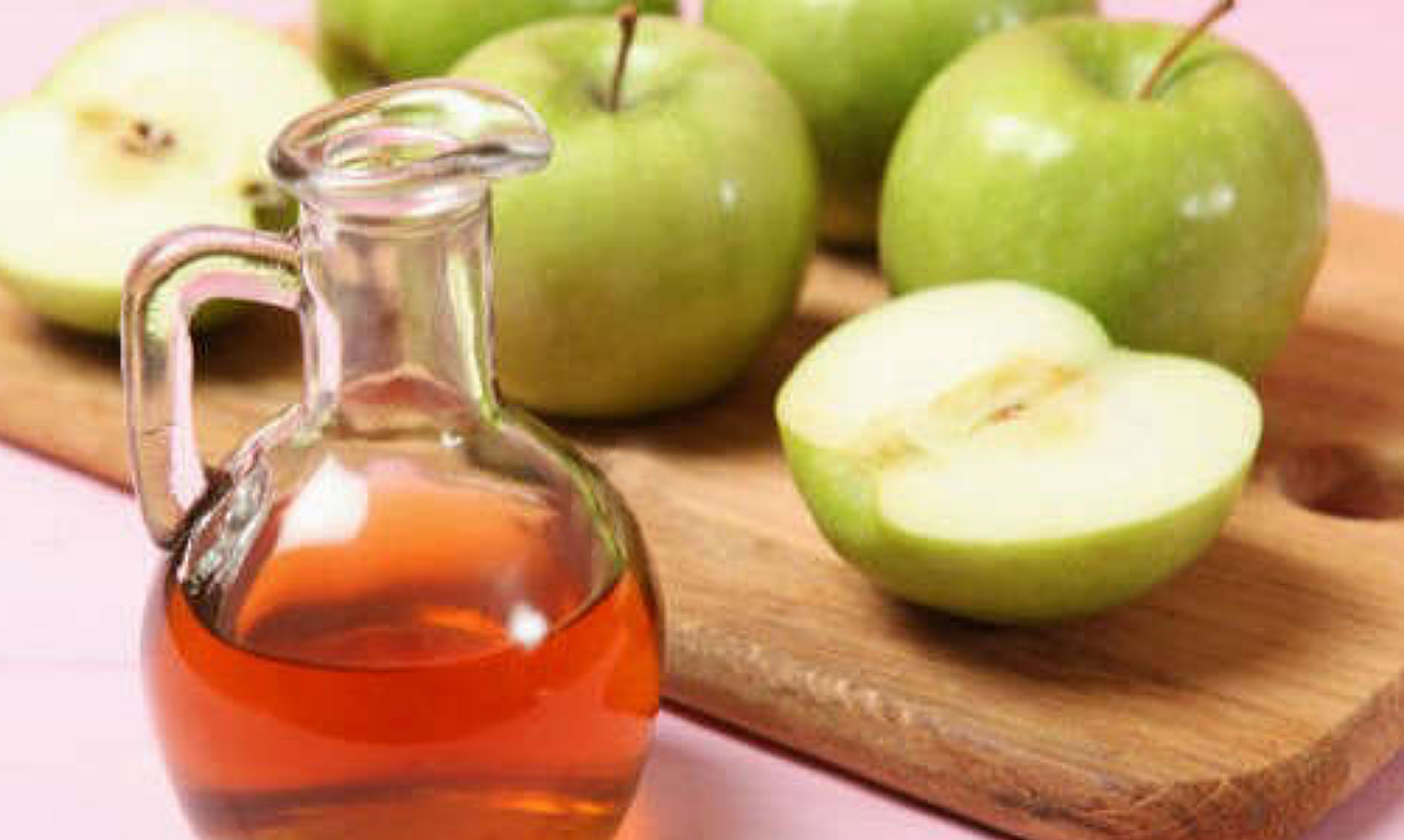 Ябълковият оцет: Многостранен съюзник за здравето