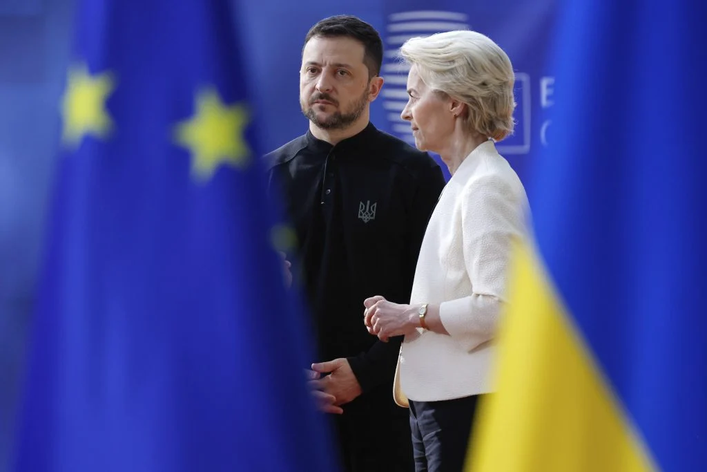 ЕС отпуска 1.4 млрд. евро на Украйна от лихвите върху замразените руски активи