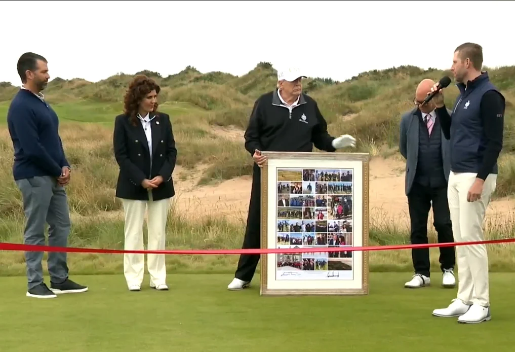 Тръмп посещението в Шотландия с откриване на ново голф игрище, носещо неговото име