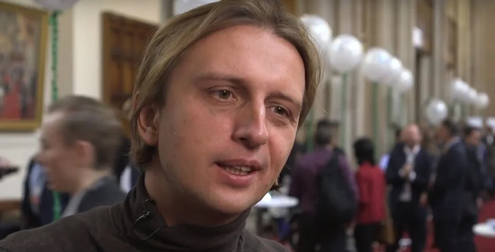 Съоснователят на Revolut Николай Сторонски напуска Великобритания и се премества в ОАЕ 1 Съоснователят на Revolut Николай Сторонски напуска Великобритания и се премества в ОАЕ