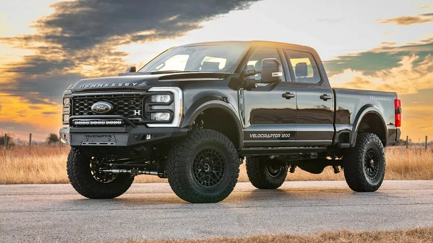VelociRaptor 1200 F-250