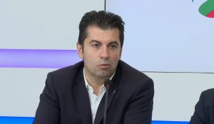 Кирил Петков
