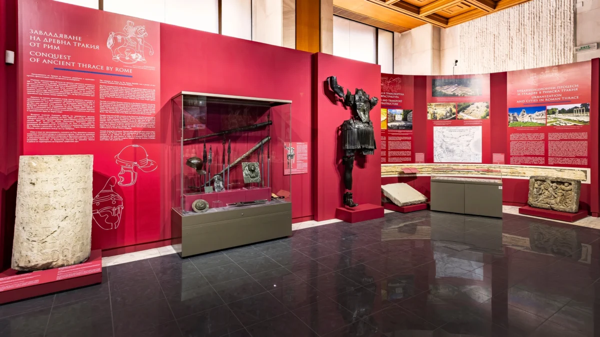 Заместник министърът на културата доц д р Тодор Чобанов откри обновената Зала