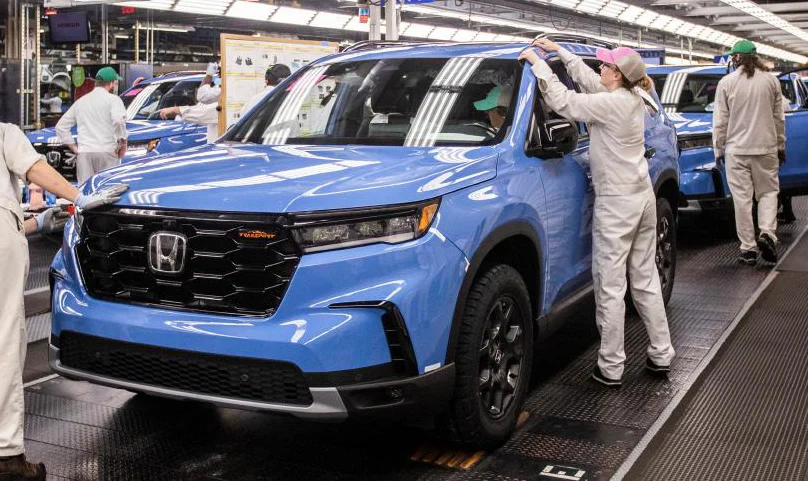Honda с план за масово производство на твърдотелни батерии за електромобили