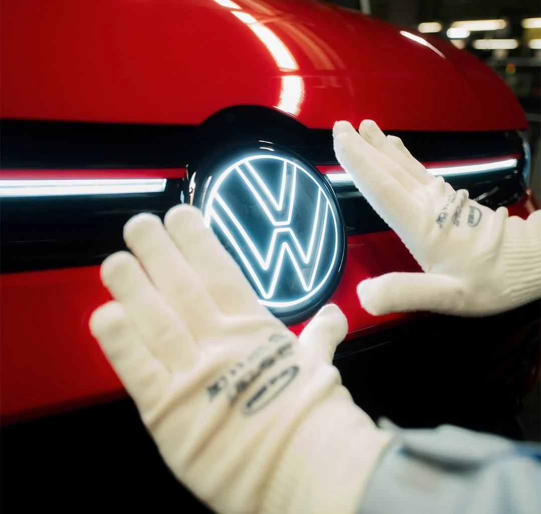 Volkswagen заделя 16 млрд. евро за съкращения на работни места и закриване на заводи