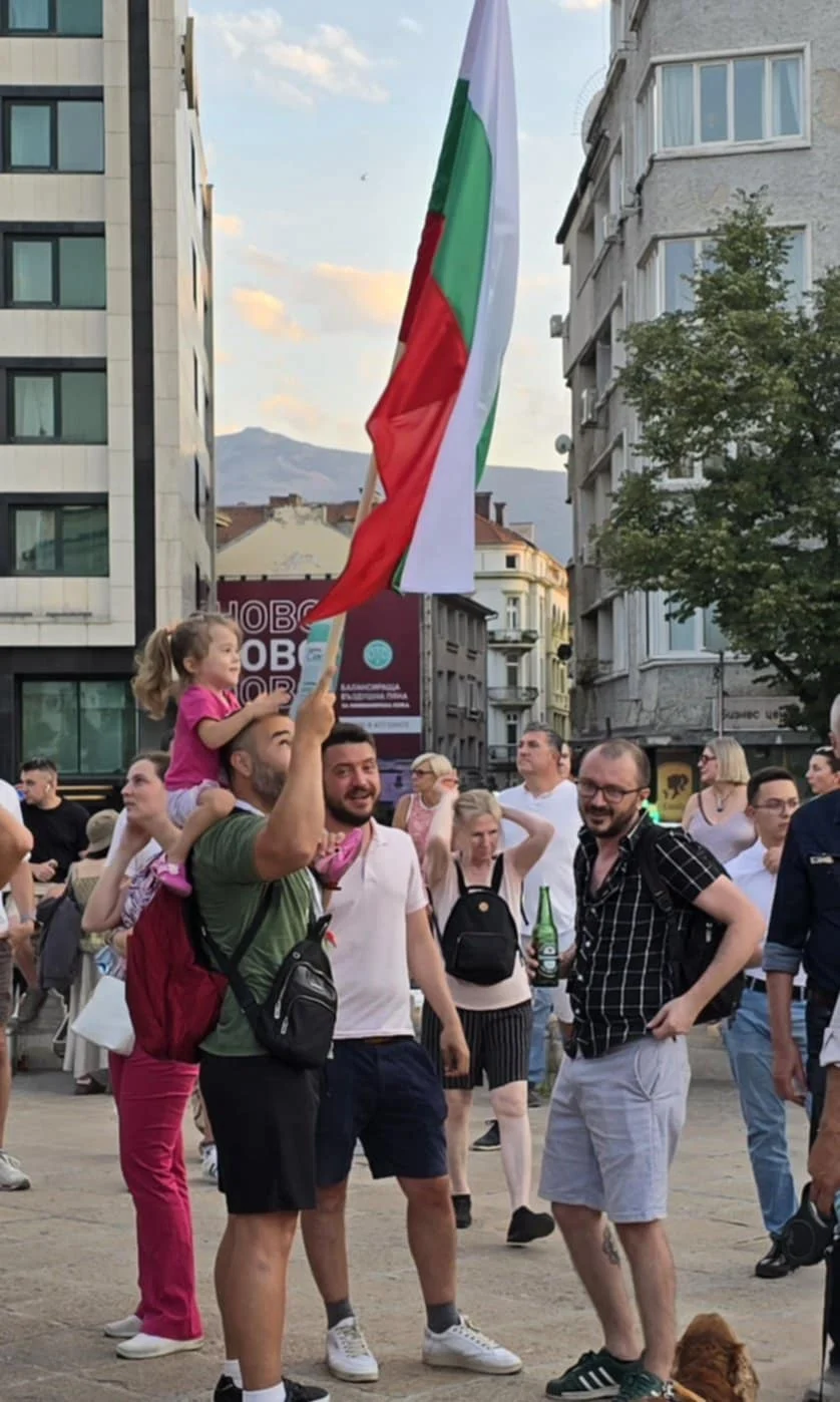 Протестът срещу Борислав Сарафов блокира "Орлов мост" /снимки/ 5