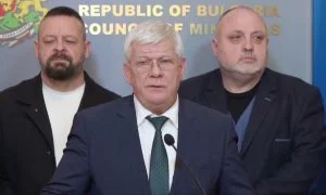 ще остана в кабинета, Кирил Вътев