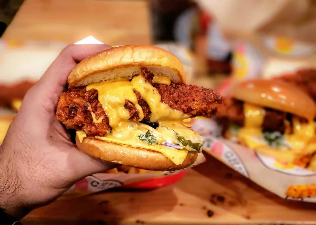 Собственикът на Subway, Roark Capital придобива Dave’s Hot Chicken за 1 млрд. долара