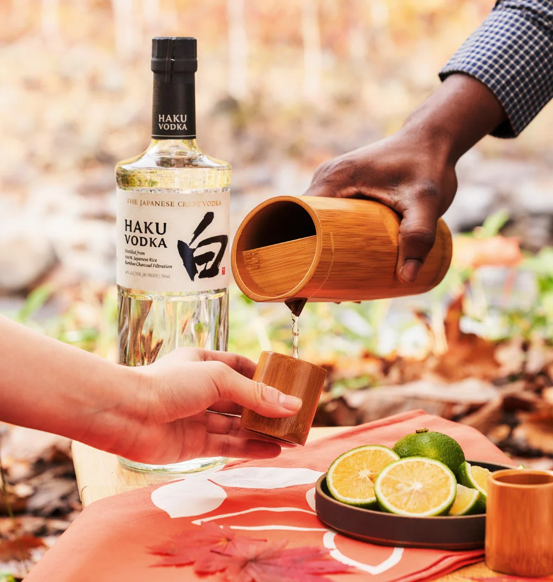 Шефът на компанията за напитки Suntory подава оставка след разследване за наркотици