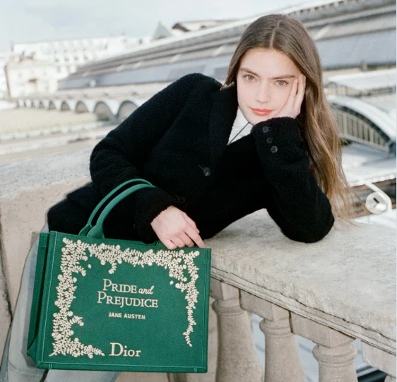 Dior възражда вечните романи