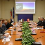 Зам-министър енергетиката Теодора Георгиева посланик Дания в България Флеминг Стендер