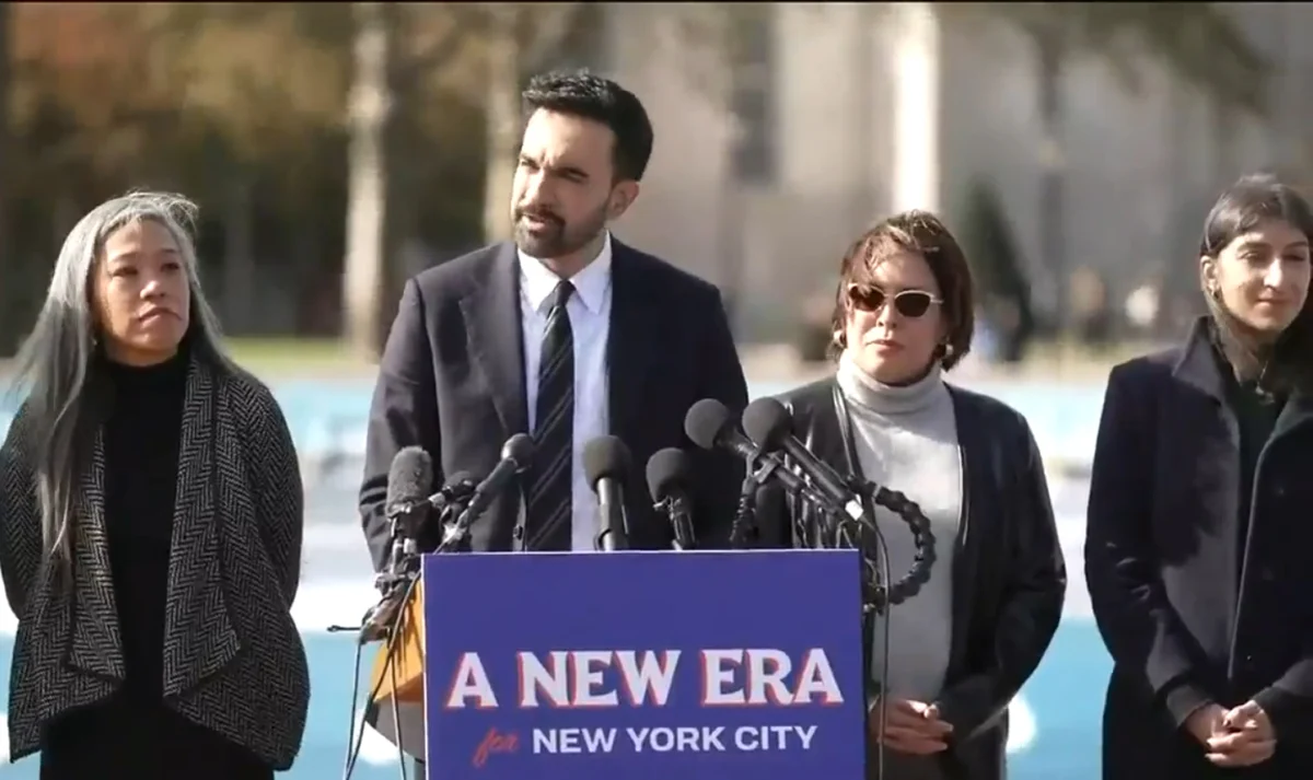 На сутрешна пресконференция в Куинс 34 годишният демократичен социалист представи изцяло