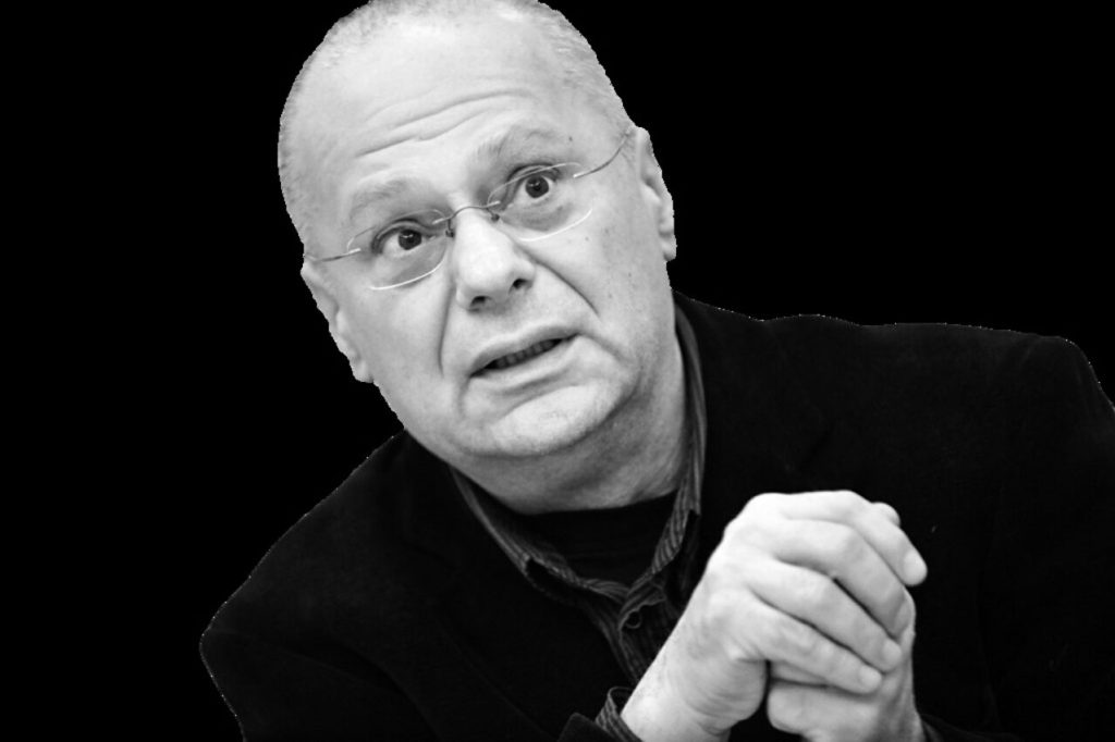 Стефан Попов предупреждава да не се вкарва национална доктрина в Конституцията 4 Стефан Попов