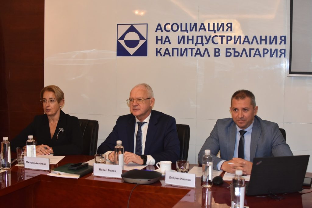 АИКБ е против ЕРП-тата да възстановяват изплатената държавна помощ