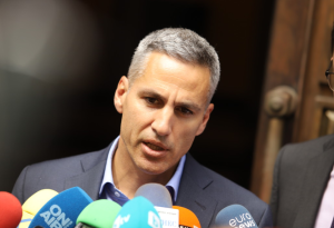 Носим пълната отговорност за кабинета и залагаме на реформи и честни избори, увери Гюров