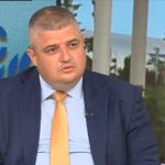 комисия, бюджетна комисия, Байрам, Пеевски има конфликт с дерибеите, "забогатели на гърба на ДПС", твърди Барйам Байрам
