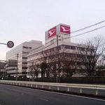 Дайхацу-Headquarter_of_Daihatsu_Motor_Co._Ltd