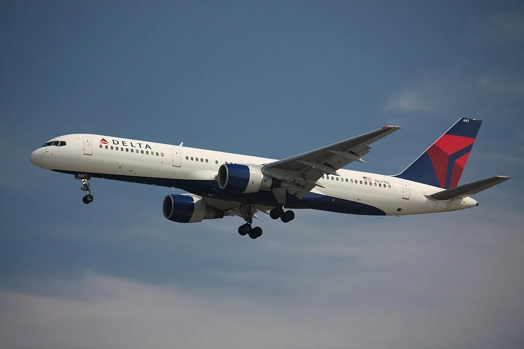 Делта Еърлайнс Delta Airlines