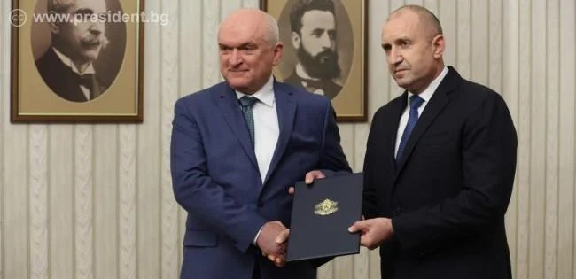Главчев представя проектокабинет, а големият въпрос отново е Калин Стоянов