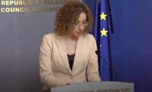 Убедени сме в ползите от влизането на България в еврозоната, заяви Шалапатова