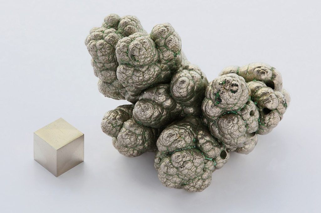 Никел Nickel electrolytic and 1cm3 cube