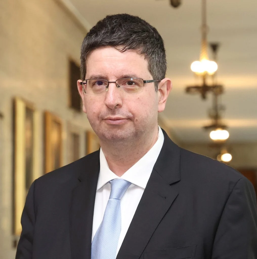 В световен мащаб инфлацията се забавя повече от очакваното 3 БНБ е на финала с подготовката за преминаване на картовите разплащания от лева в евро