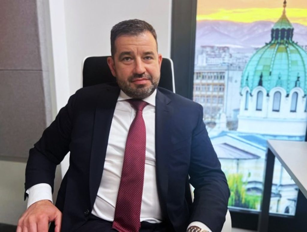 Проф. Момчил Мавров Здравна каса