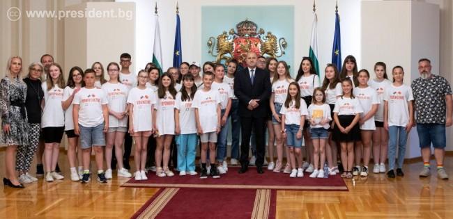 Радев македонски деца 2